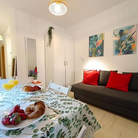Monisimo Apartamento En Centro Historico De Malaga Con Parking Apartman Kültér fotó