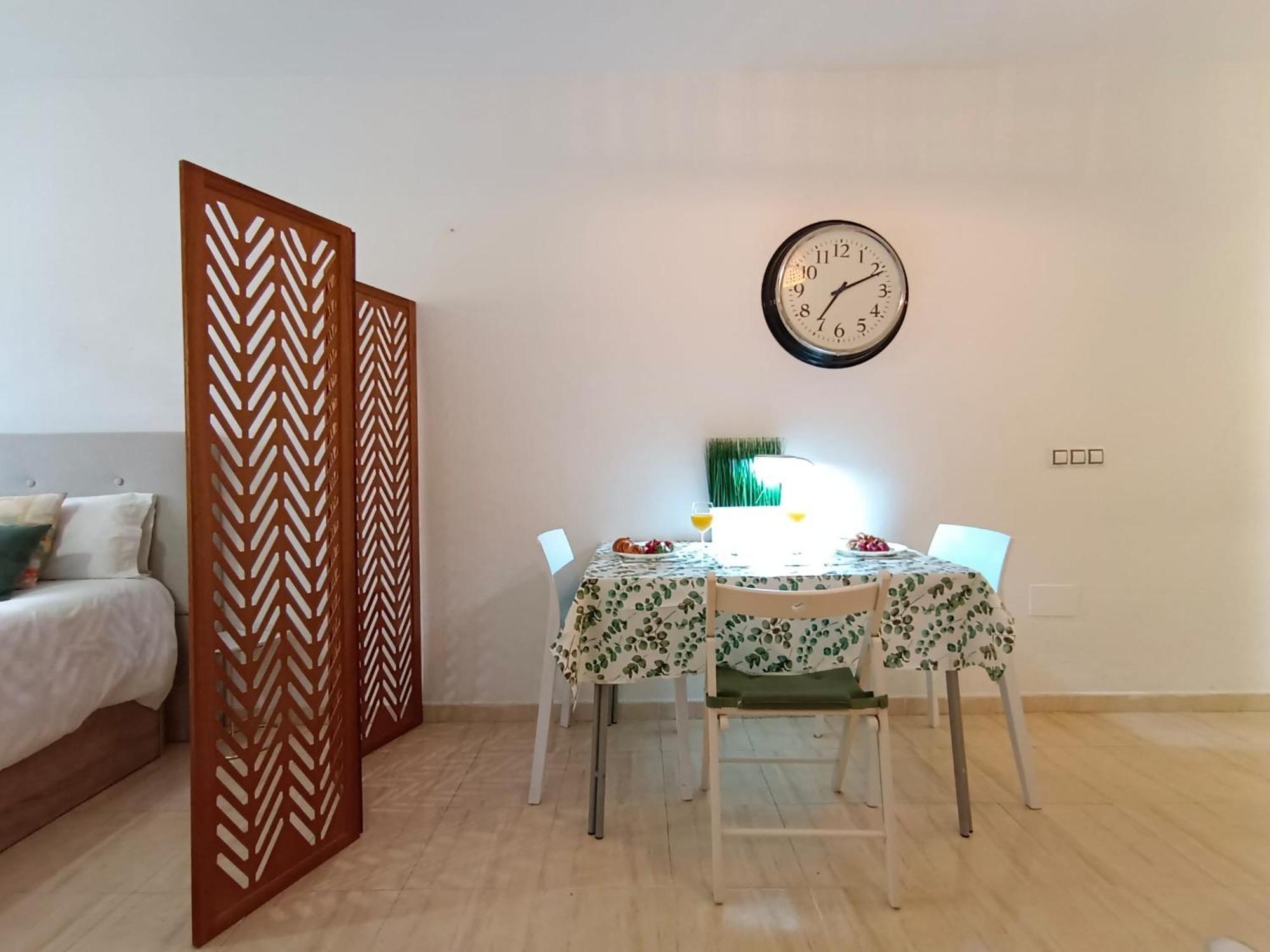 Monisimo Apartamento En Centro Historico De Malaga Con Parking Apartman Kültér fotó