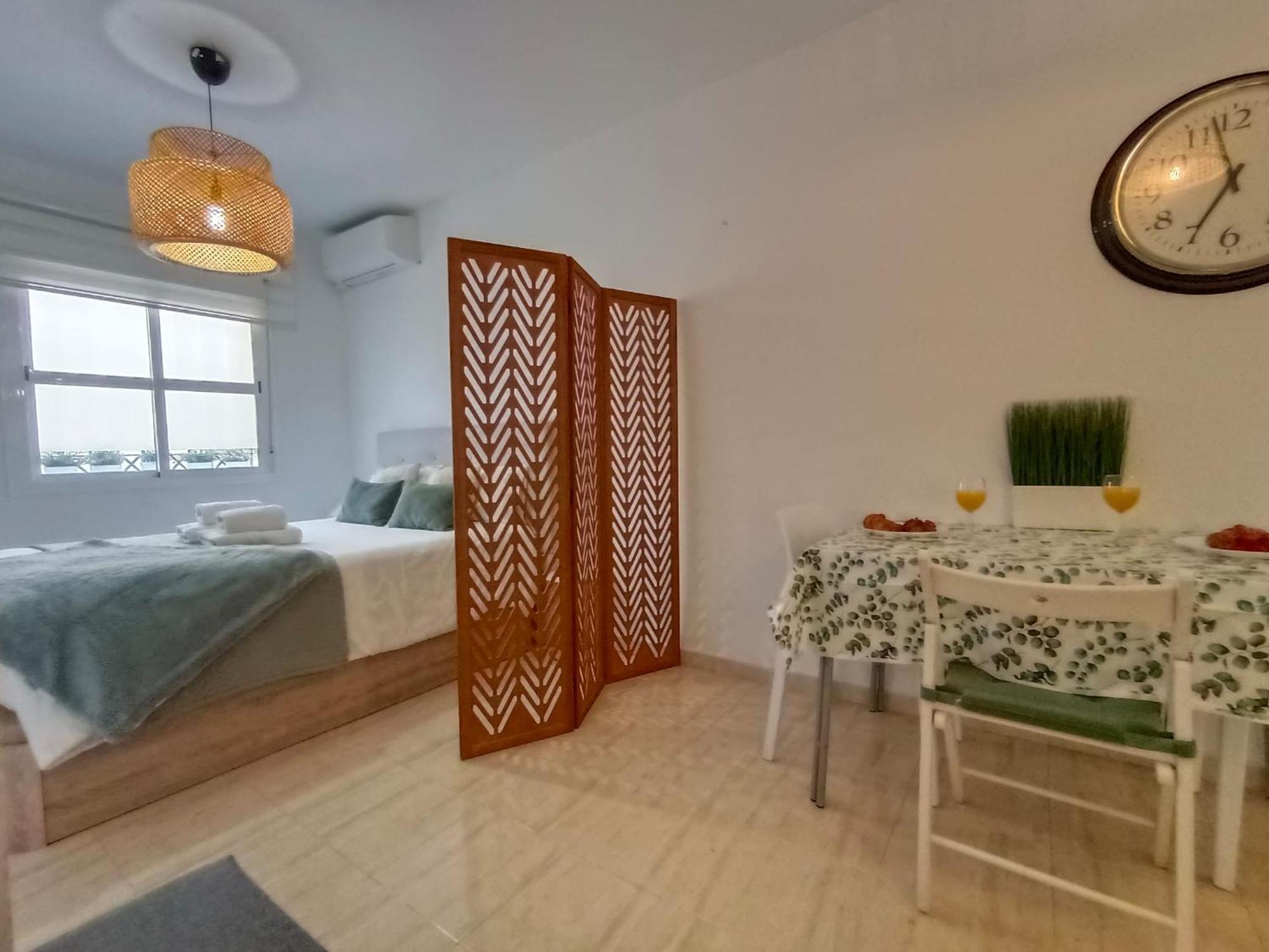 Monisimo Apartamento En Centro Historico De Malaga Con Parking Apartman Kültér fotó