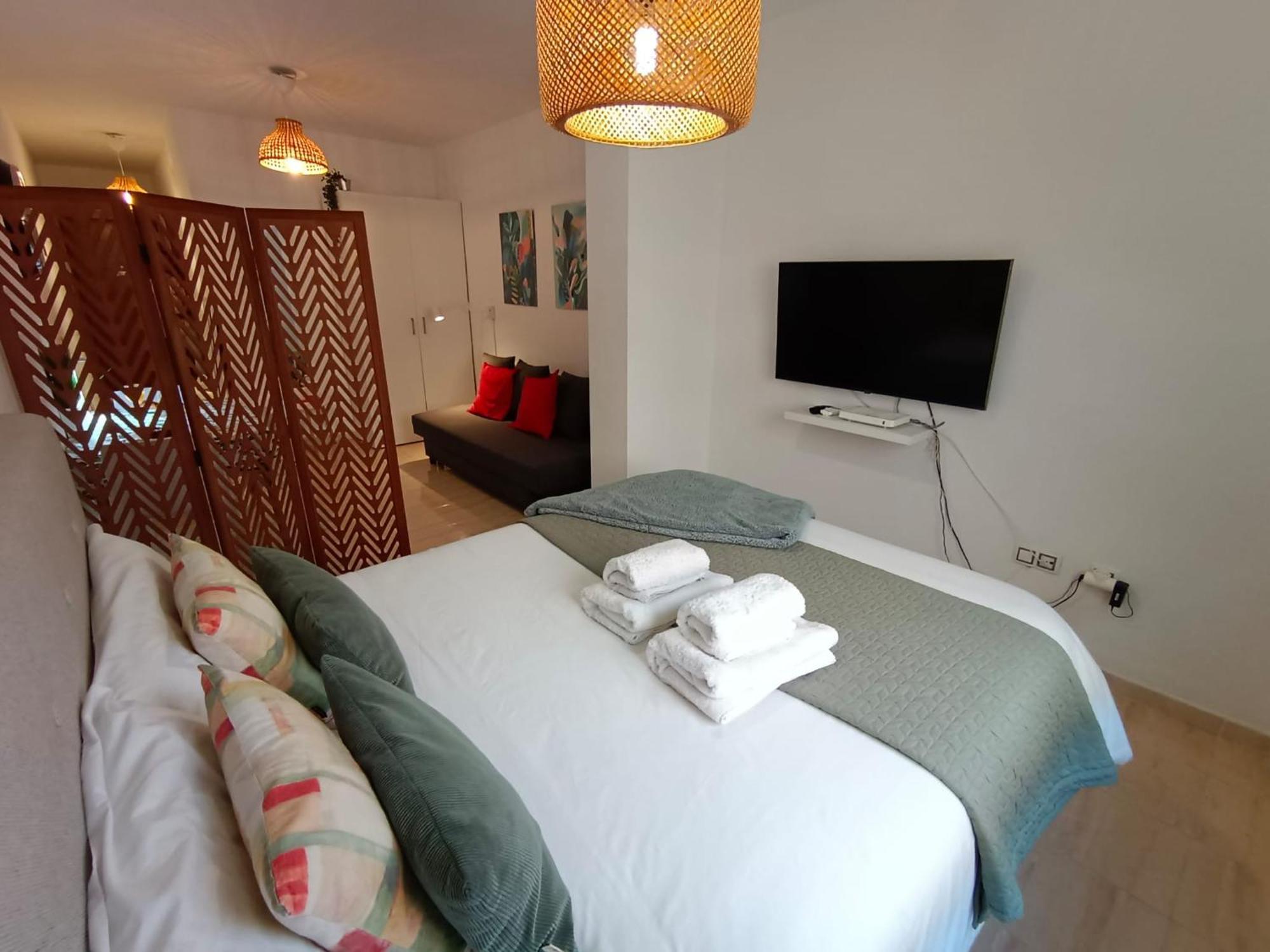 Monisimo Apartamento En Centro Historico De Malaga Con Parking Apartman Kültér fotó